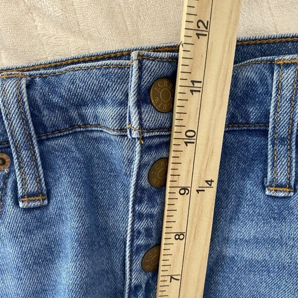 J.Crew Essential Straight Jeans Womens Size 31 Blue Denim Button-Fly Frayed Hem - Picture 11 of 13